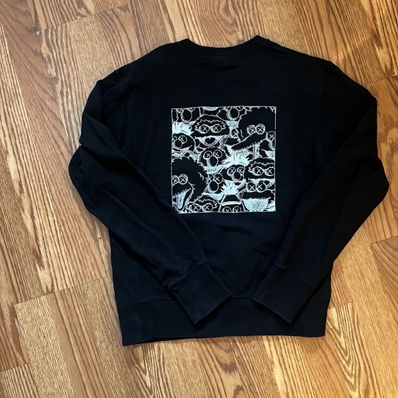 Kaws-Uniqlo Sesame Street Crew Neck - Picture 3 of 5